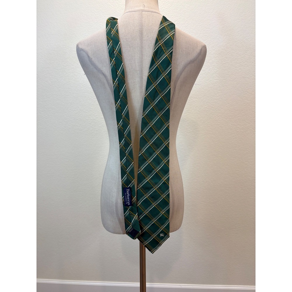 Vintage Burberrys Tie Green Silk Plaid Made in Italy Woven Knight logo necktie